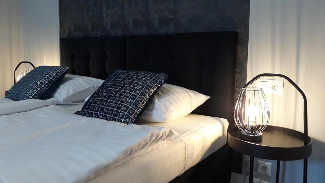 Liza Lux Apartments I Old Town พอซนาน ภายนอก รูปภาพ