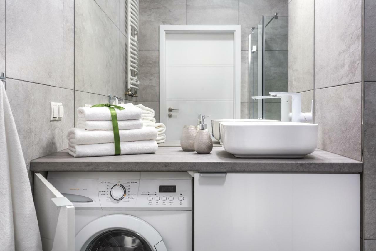 Liza Lux Apartments I Old Town พอซนาน ภายนอก รูปภาพ
